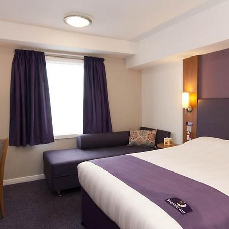 Premier Inn Edinburgh Central 외부 사진