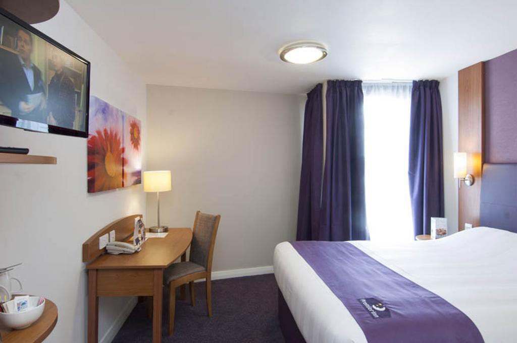Premier Inn Edinburgh Central 객실 사진