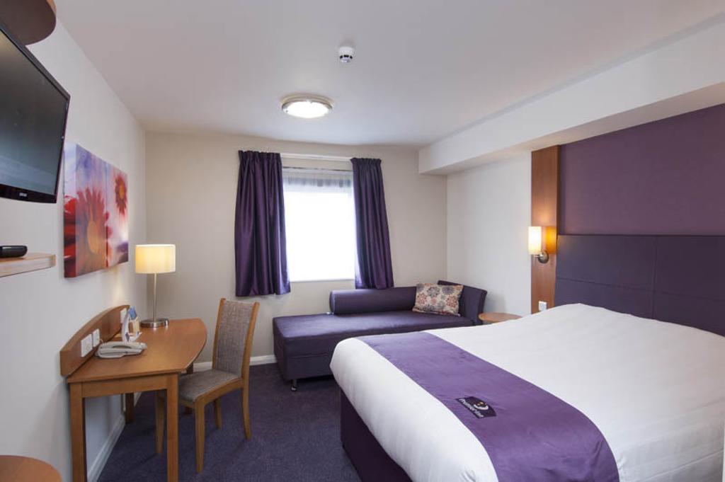 Premier Inn Edinburgh Central 객실 사진