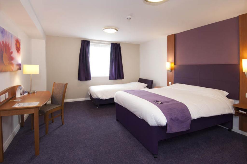 Premier Inn Edinburgh Central 객실 사진
