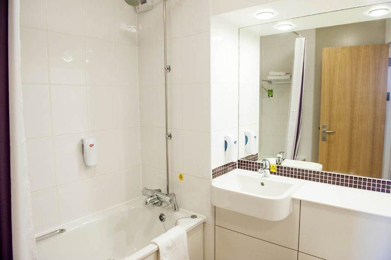 Premier Inn Edinburgh Central 외부 사진